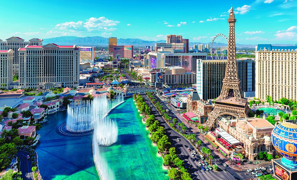 How to be a High Roller in Las Vegas Without the High Price Tag