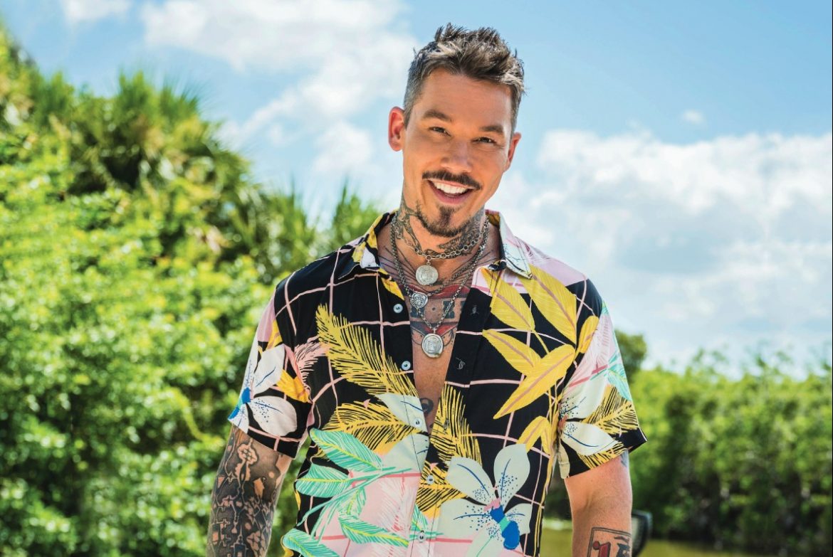 The Many (Smiling) Faces of David Bromstad | HGTV's My Lottery Dream Home |  HGTV